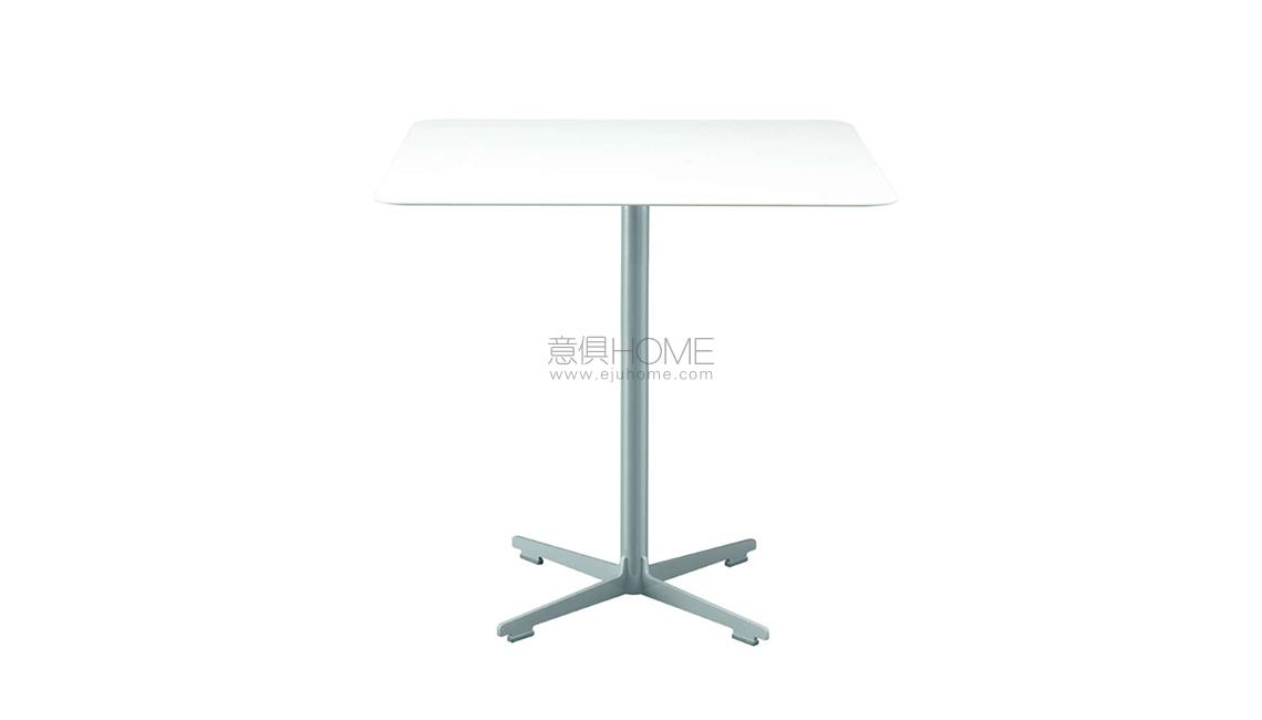 CROSS TABLE - 577_O 桌子