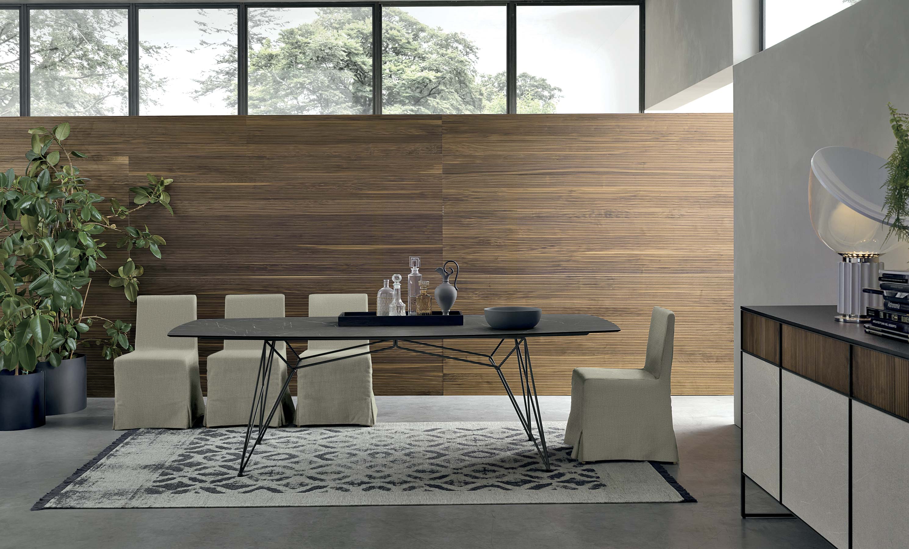 Gruppo TomasellaWIRE TABLE长餐桌